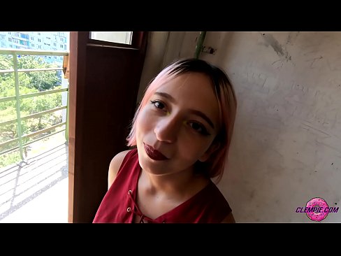 ❤️ Студентка Чувственно Отсасывает Незнакомцу на Заброшке - Обкончал Лицо Видео ебли у нас ☑